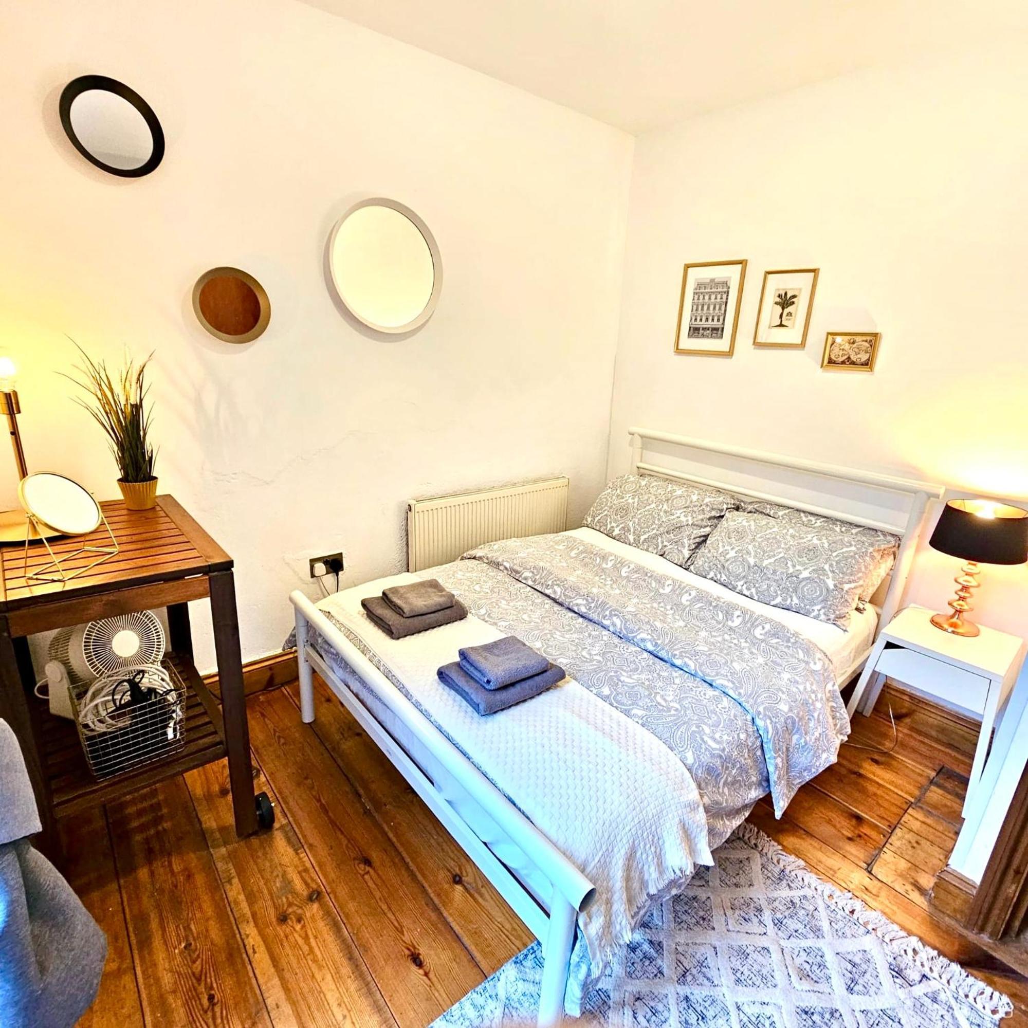 Lovely 1 Bed Apartment 2 Min To Station Londra Dış mekan fotoğraf